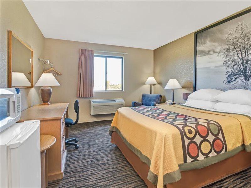 Super 8 By Wyndham Spokane/West Airway Heights Exterior foto